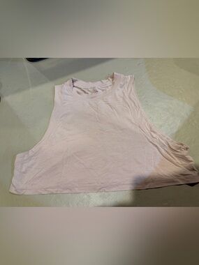 Light Cream Sleeveless Crop Tank Top